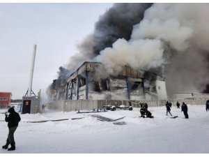 Rusya’da dondurma fabrikasında yangın