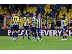 Fenerbahçe, UEFA Avrupa Ligi’ne beraberlikle veda etti