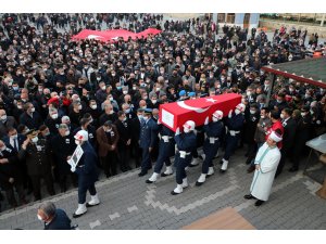 Pençe-Yıldırım Şehidi Çelik, Yozgat’ta son yolculuğuna uğurlandı