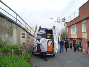 İzmir’in iki ilçesinde yangın dehşeti: 2 ölü