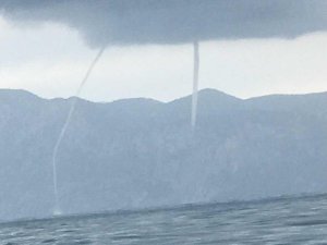 Antalya’da denizde çıkan hortumlar korkuttu