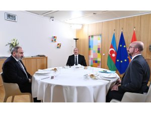 Azerbaycan, Ermenistan ve AB arasındaki üçlü toplantı başladı