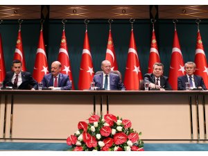 Cumhurbaşkanı Erdoğan: "2022 yılında asgari ücretin en alt rakamı 4 bin 250 lira olarak uygulanacaktır"