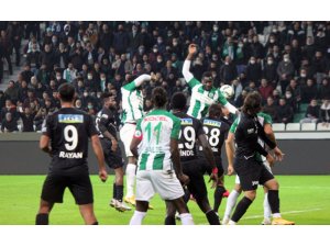 Süper Lig: GZT Giresunspor: 1 - Altay: 0 (ilk yarı)