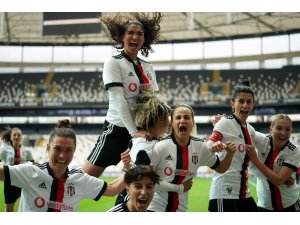 Turkcell Kadınlar Süper Ligi: Beşiktaş Vodafone: 2 - Fenerbahçe: 1 (Maç sonucu)