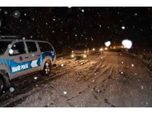 Antalya’nın yüksek kesimlerinde kar kalınlığı 1,5 metreye ulaştı