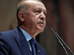 Cumhurbaşkanı Erdoğan, VakıfBank Spor Kulübü’nü ve oyuncuları tebrik etti