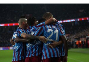 Trabzonspor’dan, İstanbul’un 3 büyüklerine tarihi fark