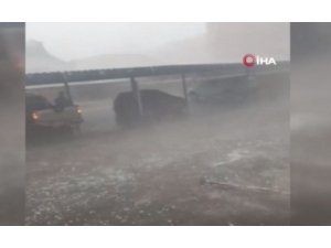 Güney Afrika’yı dolu fırtınası vurdu
