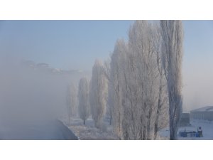 Ardahan buz tuttu, hava sıcaklığı eksi 24 dereceye düştü