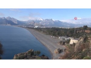 Antalya’da hava 10, deniz 20 derece