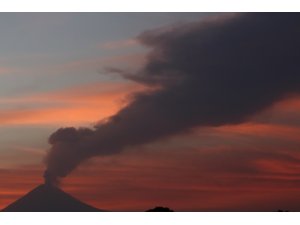 Popocatepetl Yanardağı’nda patlama