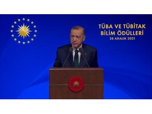 Cumhurbaşkanı Erdoğan: "Hedefimiz dünyanın ilk 10 ekonomisi içine girmektir"