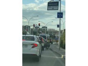 Bursa’da trafikte yaşanan tehlikeli anlar kameralara yansıdı