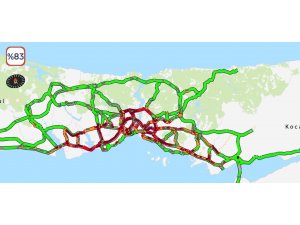 İstanbul’da trafik durma noktasına geldi, yoğunluk yüzde 85’e ulaştı