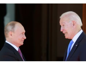 Biden’dan Putin’e Ukrayna konusunda ’gerilimi düşür’ çağrısı