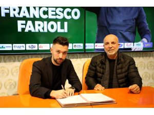 Alanyaspor, Francesco Farioli ile 2.5 yıllık sözleşme imzaladı