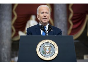 ABD Başkanı Biden kanlı Kongre baskının yıl dönümünde Trump’a yüklendi