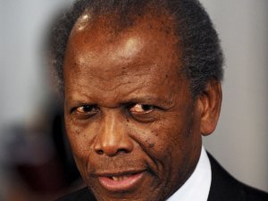 Oscar kazanan ilk siyahi aktör Sidney Poitier 94 yaşında hayatını kaybetti