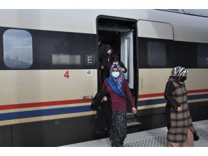 Karaman’da Yüksek Hızlı Trene yoğun ilgi