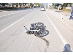 Eşini doğuma götüren ambulansı takip ederken kaza yapan babadan acı haber geldi