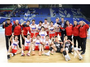 2022 CEV U18 Avrupa Şampiyonası Elemeleri: Türkiye: 3 - Yunanistan: 0