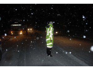 Antalya-Konya karayolu trafiğe kapandı