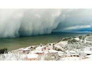 Bulutlar denizle birleşti, ortaya muhteşem görüntü çıktı