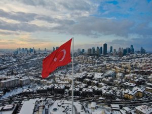 Beyaza bürünen İstanbul Boğazı havadan görüntülendi