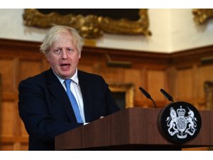 İngiltere Başbakanı Johnson istifa çağrılarını bir kez daha reddetti