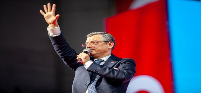 CHP'nin yeni Genel Başkanı Özgür Özel