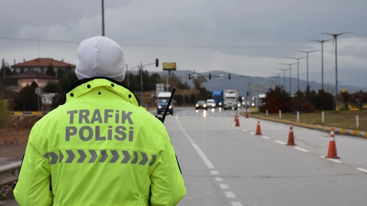 Ağrılı Sürücüleri Etkileyecek Haber: 2024 Trafik Cezalarında Yeni Düzenleme!