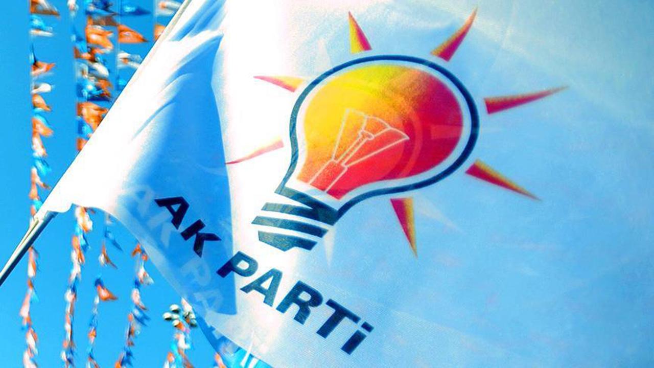 AK Parti İl Başkanı Polisle Tartıştı: Haddini Bileceksin