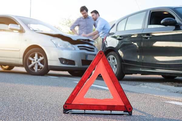 Sürücüler dikkat! Trafik sigortalarındaki o hatalar pahalıya patlıyor