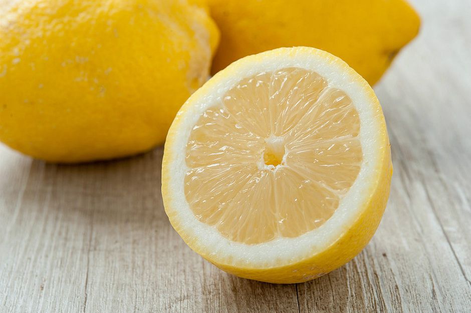 Limonu topuğunuza sürün bakın neler oluyor!