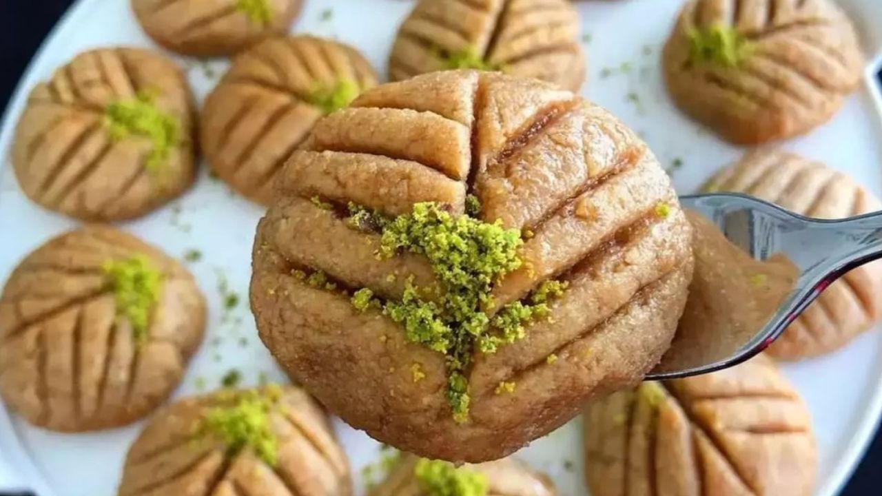 Ramazan Sofralarının Yeni Gözdesi: Pratik İstiridye Tatlısı Tarifi!