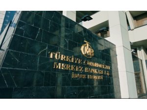 Yılsonu dolar kuru tahmini yükseldi