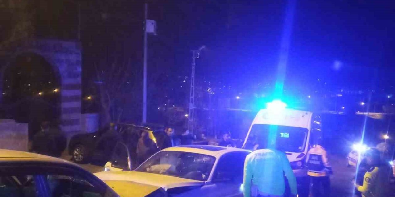 Muş’ta trafik kazası 3 kişi yaralandı