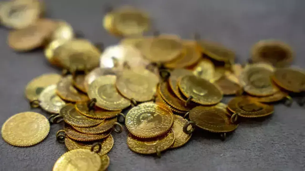Altın fiyatları yükselecek mi düşecek mi ? Altın neden böyle oldu?