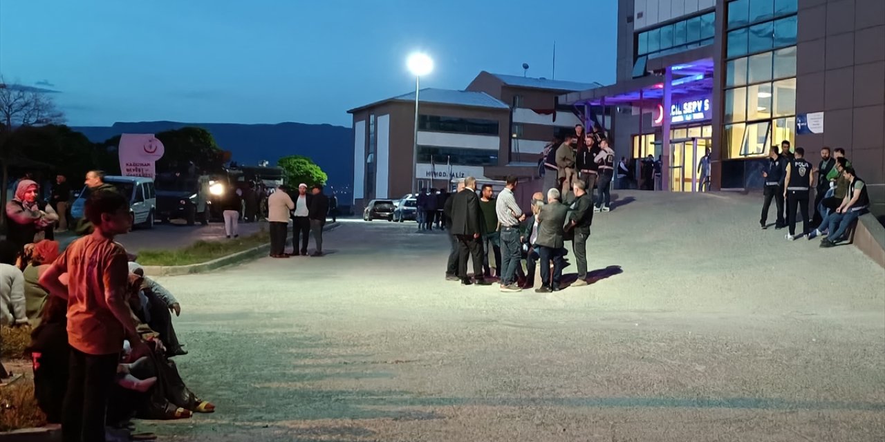 Kars'ta çıkan silahlı kavgada 8 kişi gözaltına alındı