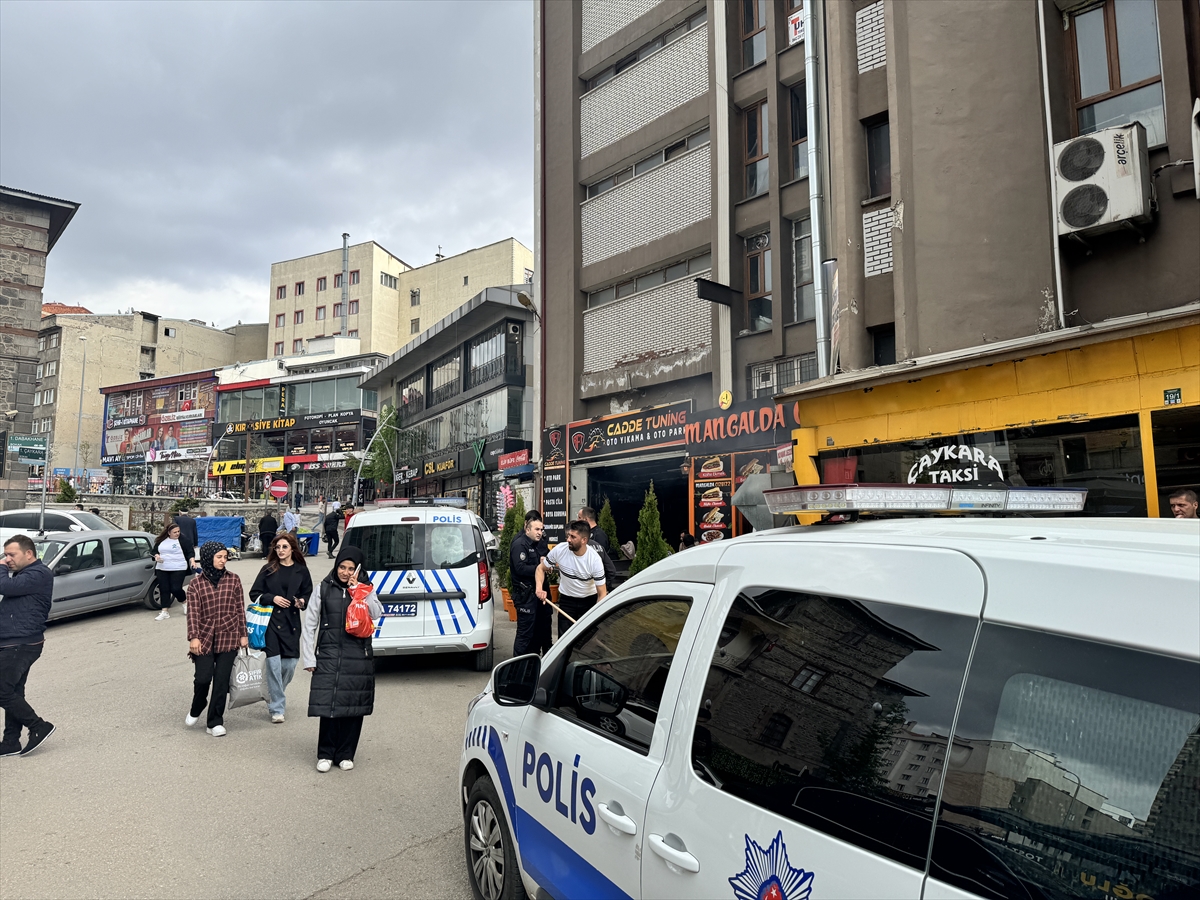 Erzurum'da bıçaklı kavga: 2 yaralı