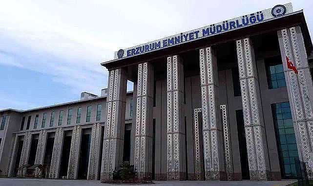 Erzurum'da 11 emniyet personeline FETÖ darbesi