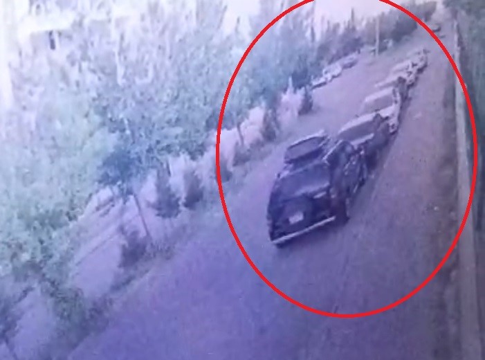 Diyarbakır’da çocuk sürücüler 4 otomobile çarpıp kaçtılar