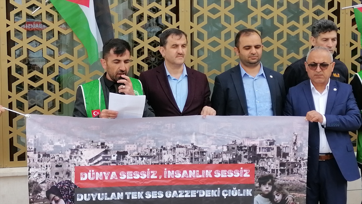 Kars'ta İsrail'in Gazze'ye saldırıları protesto edildi