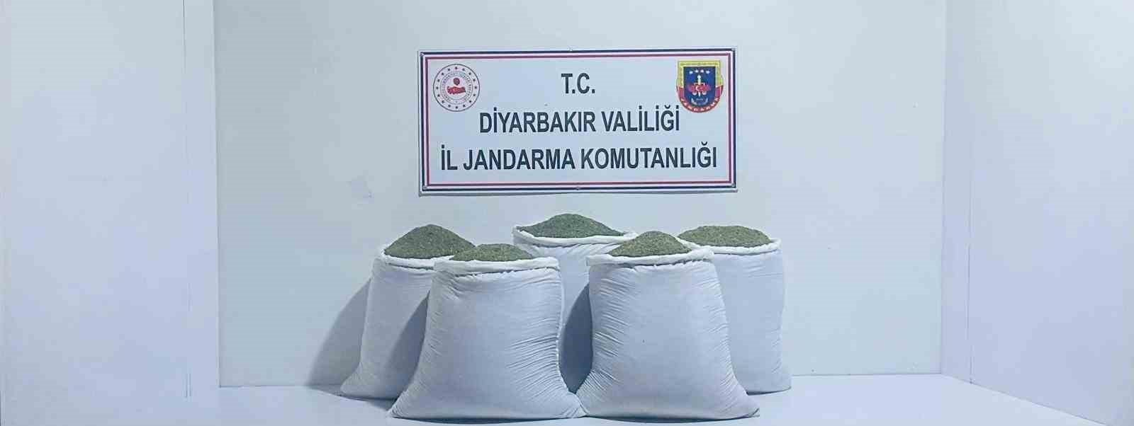 Diyarbakır’da 230 kilo toz esrar ele geçirildi