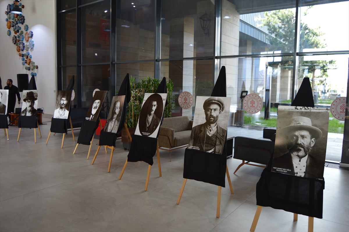 Erzurum Müzesinde 1923-1929 yıllarında yaşamış kişilerin portrelerinden sergi