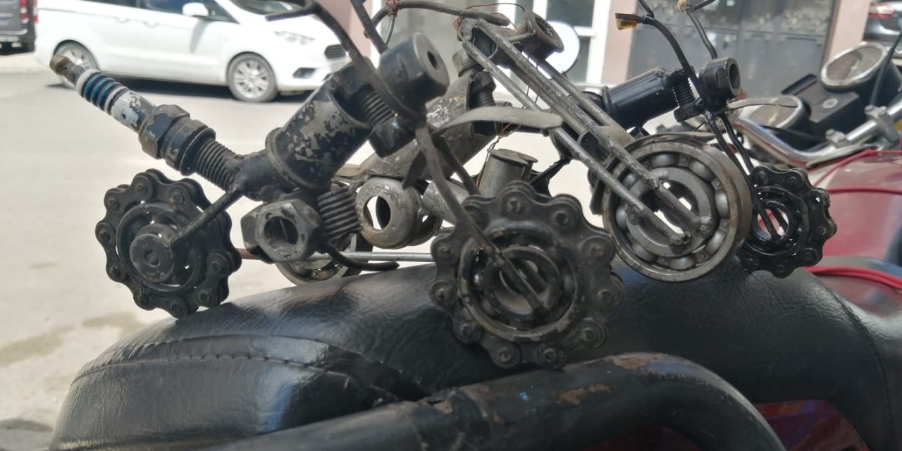 Ağrılı tamircinin motosiklet tutkusu