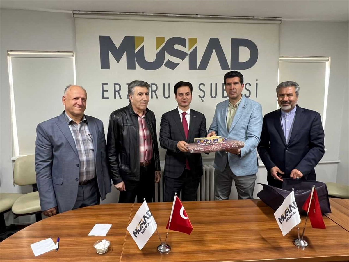 Erzurum'da MÜSİAD üyeleri ile İranlı iş insanları işbirliği için görüştü