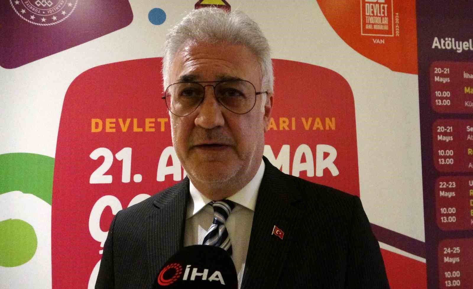 Tamer Karadağlı: Van’ın kültürel çeşitliliğini tiyatro yoluyla tanıtacağız