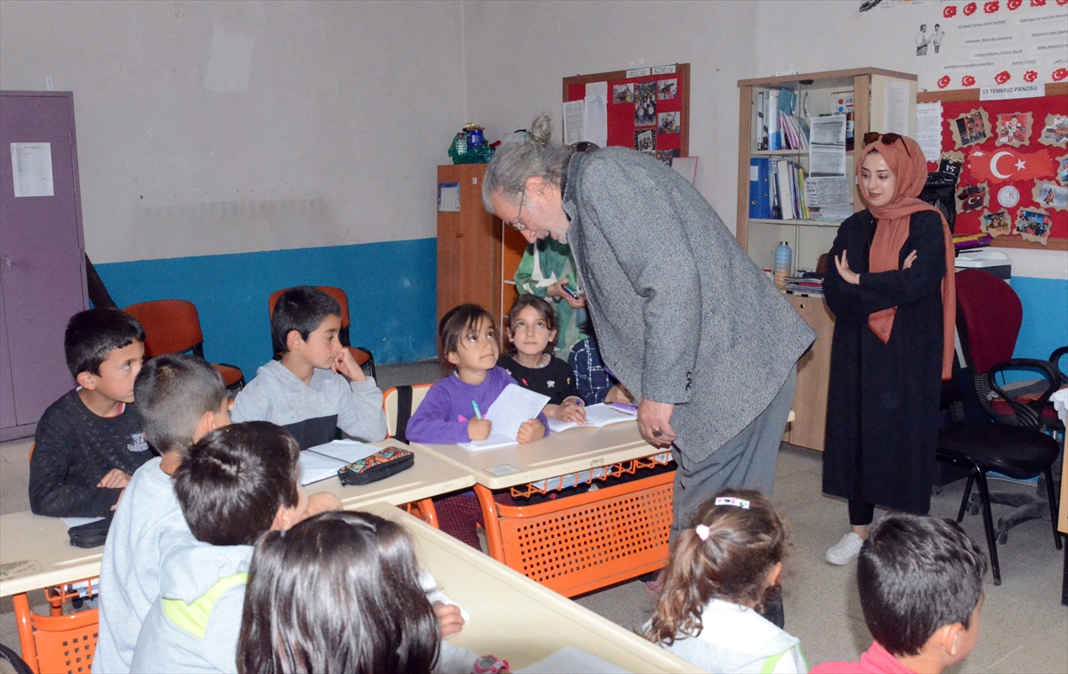 Kars'ta öğrencilere meslekler tanıtıldı